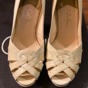Cole Hahn Charlize Air Pump Ivory Patent